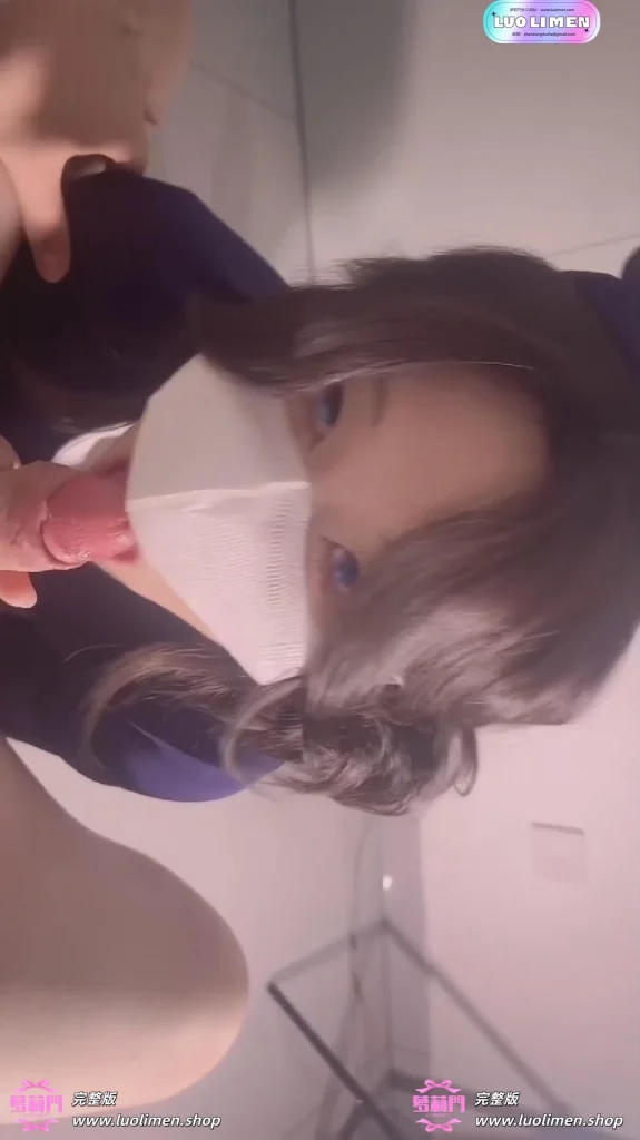珊迪 新作 航班落地后的绿帽之夜 空姐妻子带着机长精液回家让绿帽丈夫舔舐清理-萝莉门 LUOLIMEN